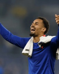 开云体育在线玩-巴里：恩迪亚耶和萨拉赫球风不太一样，很难直接替代后者