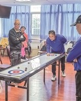 开云体育官网登入-锤炼真功夫  为厦门增光添彩 市老体协桌上冰壶球专委会组织骨干培训，备战第五届全国老健会|厦门市|福建省|队员|训练_新浪体育_新浪新闻